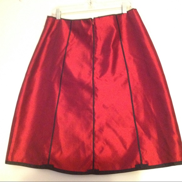 Silkland crimson red & black silk skirt size 14P - Picture 7 of 8
